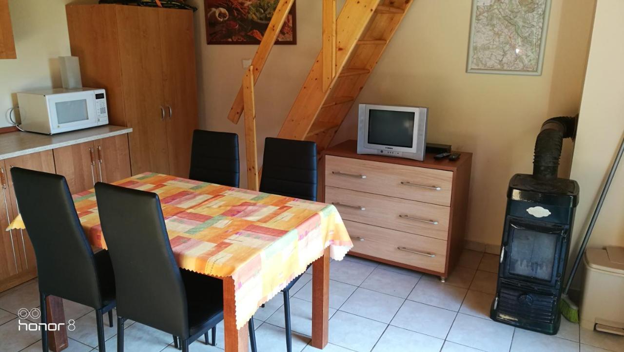Chaty U Rybnika Brodsky Červený Kostelec Esterno foto